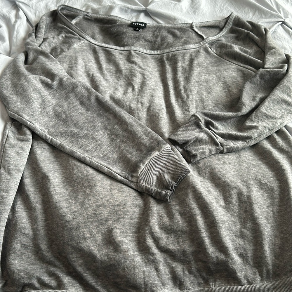 Off shoulder Torrid mineral wash sweatshirt